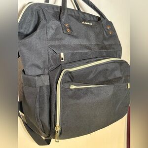 Lovevook Laptop Backpack Black w Goldtone Zippers Brand NewVery Useful